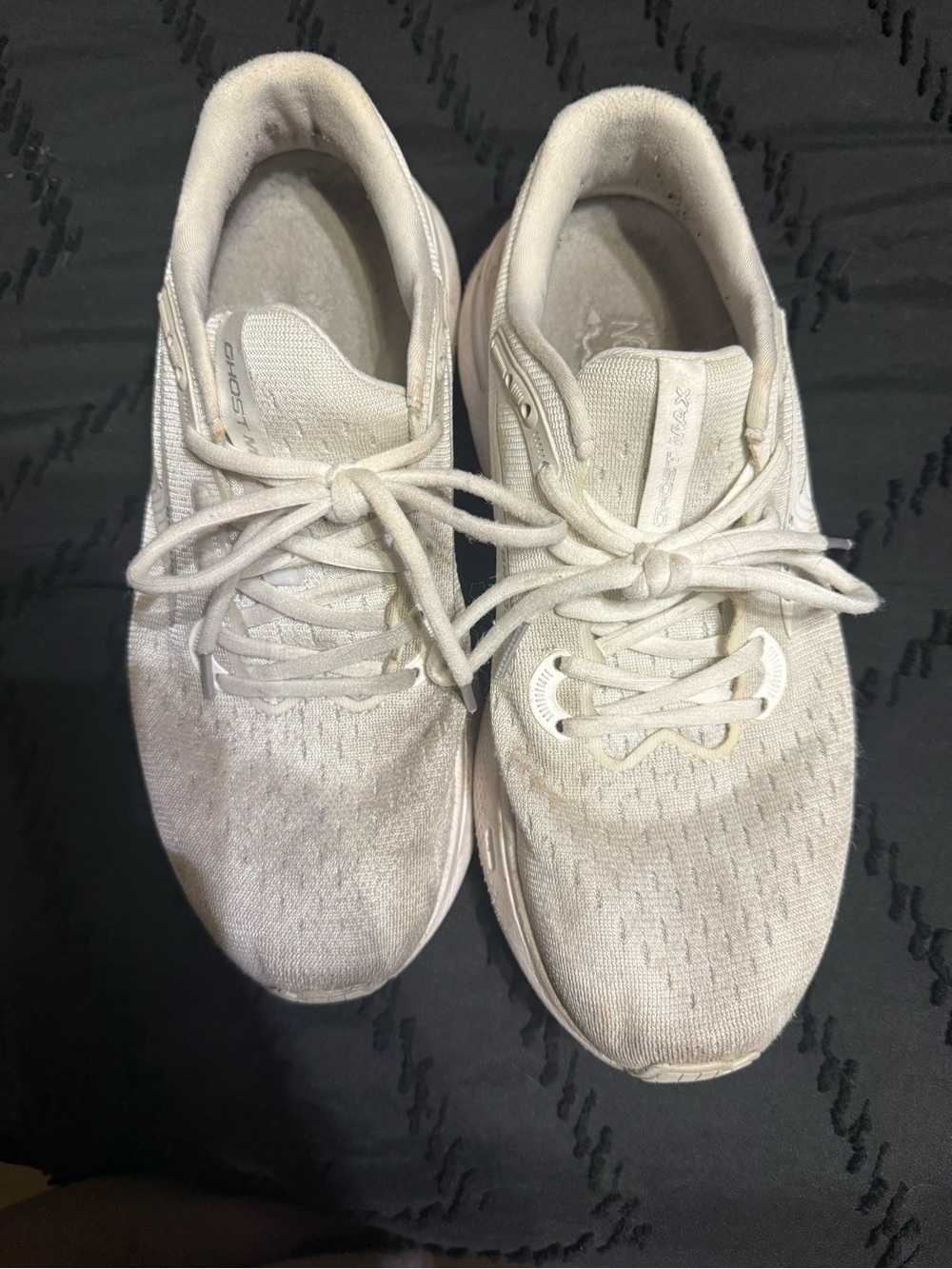 Brooks Women's White/Cream Running Shoes